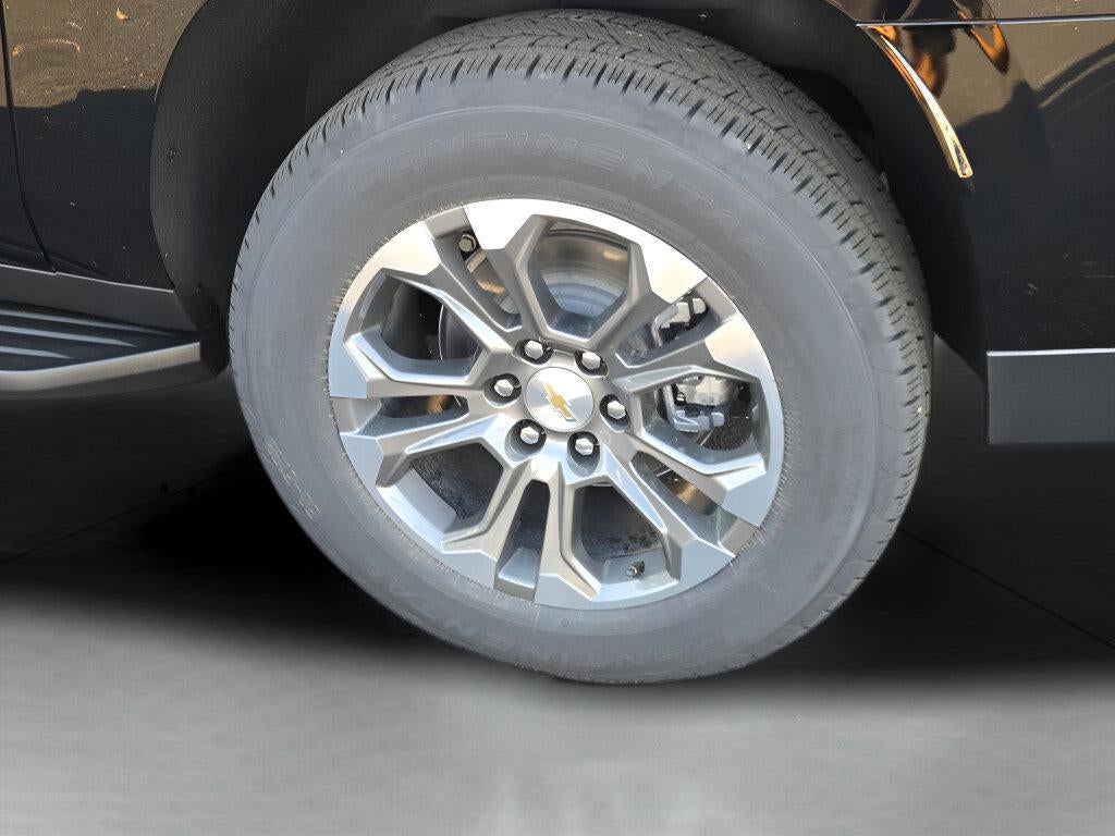 2027 Chevrolet Suburban 4WD LT