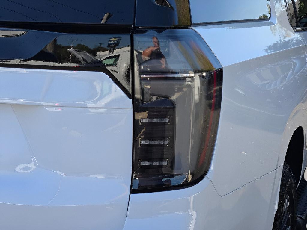 2027 Chevrolet Suburban 4WD Z71