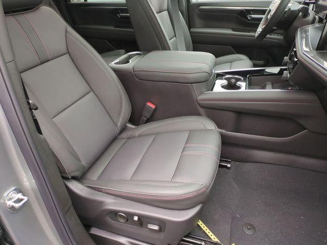 2026 Chevrolet Suburban 4WD RST