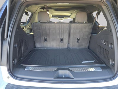 2026 Chevrolet Suburban 4WD RST