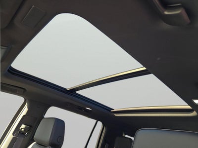 2026 Chevrolet Suburban 4WD RST