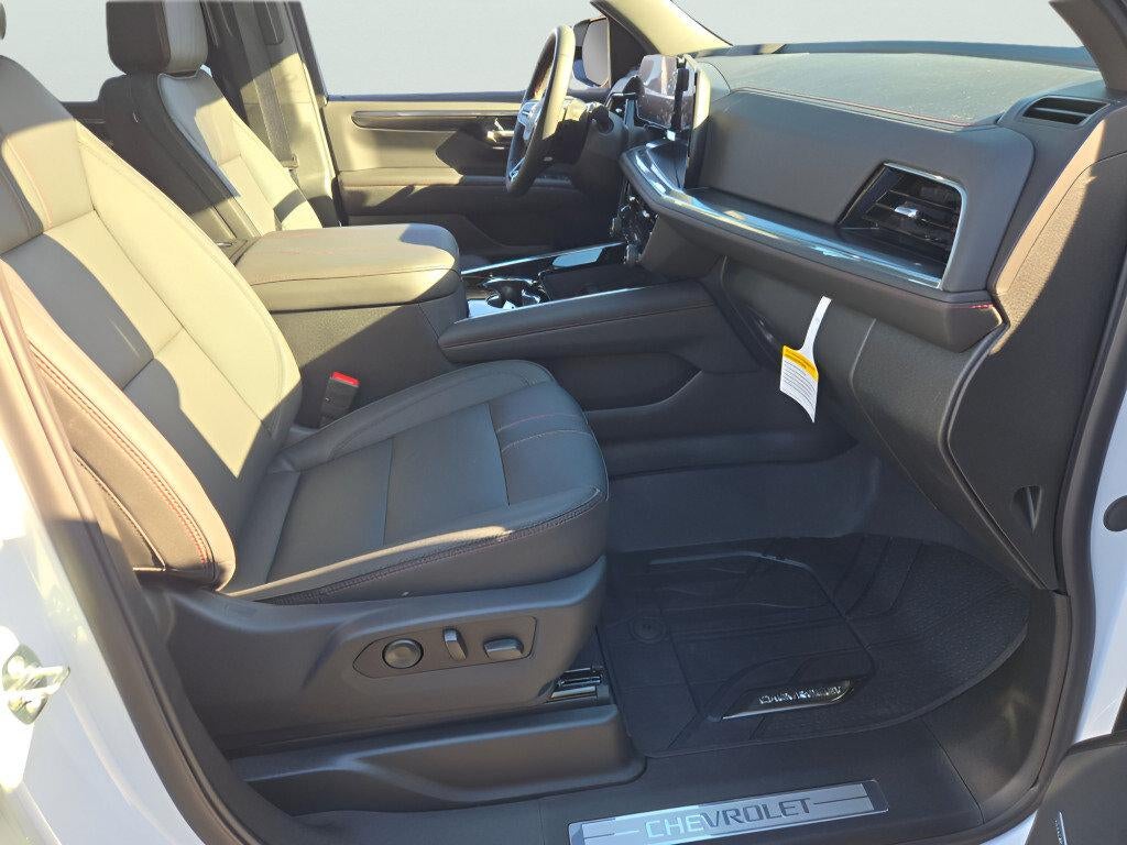 2026 Chevrolet Suburban RST - Photo 7