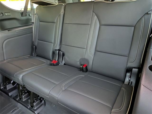 2026 Chevrolet Suburban 4WD Premier