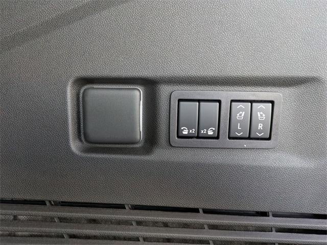 2026 Chevrolet Suburban 4WD Premier