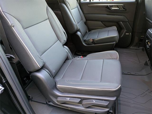 2026 Chevrolet Suburban 4WD Premier