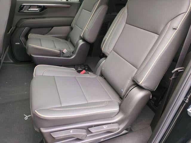 2026 Chevrolet Suburban 4WD Premier