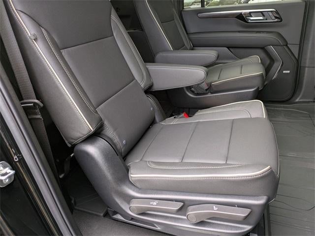 2026 Chevrolet Suburban 4WD Premier