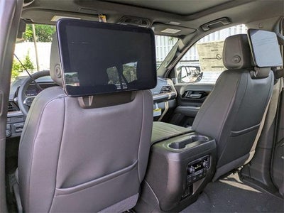 2025 Chevrolet Suburban 4WD High Country
