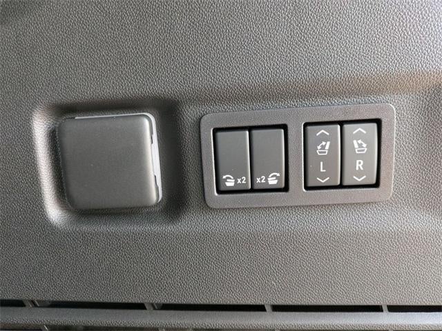 2025 Chevrolet Suburban 4WD High Country