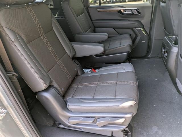 2025 Chevrolet Suburban 4WD High Country