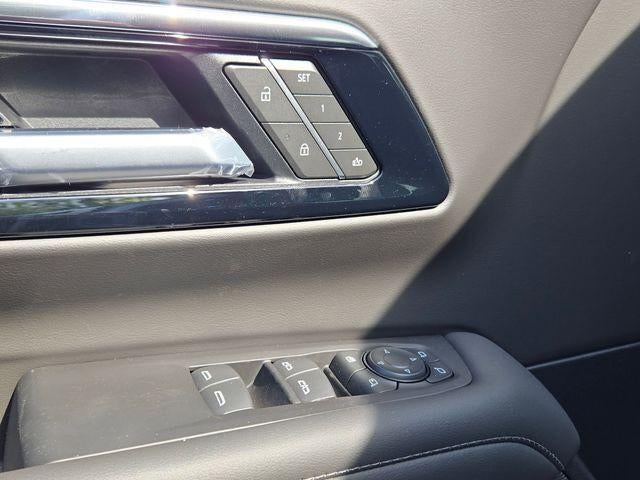 2026 Chevrolet Tahoe LT - Photo 32