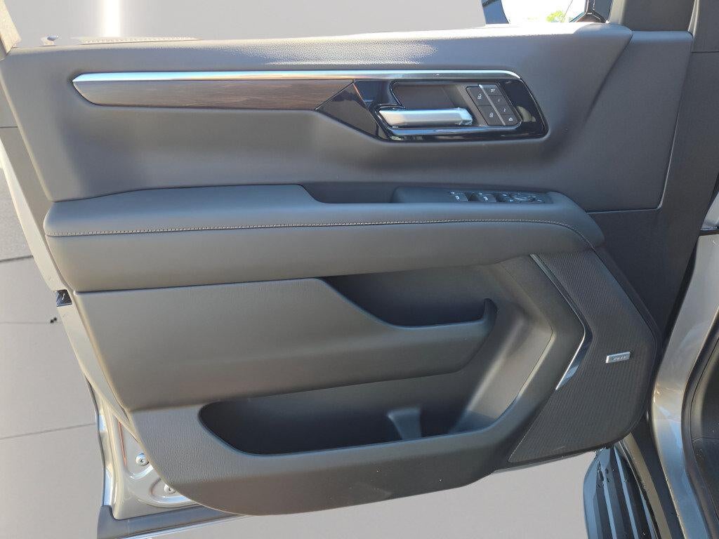 2026 Chevrolet Tahoe 4WD LT