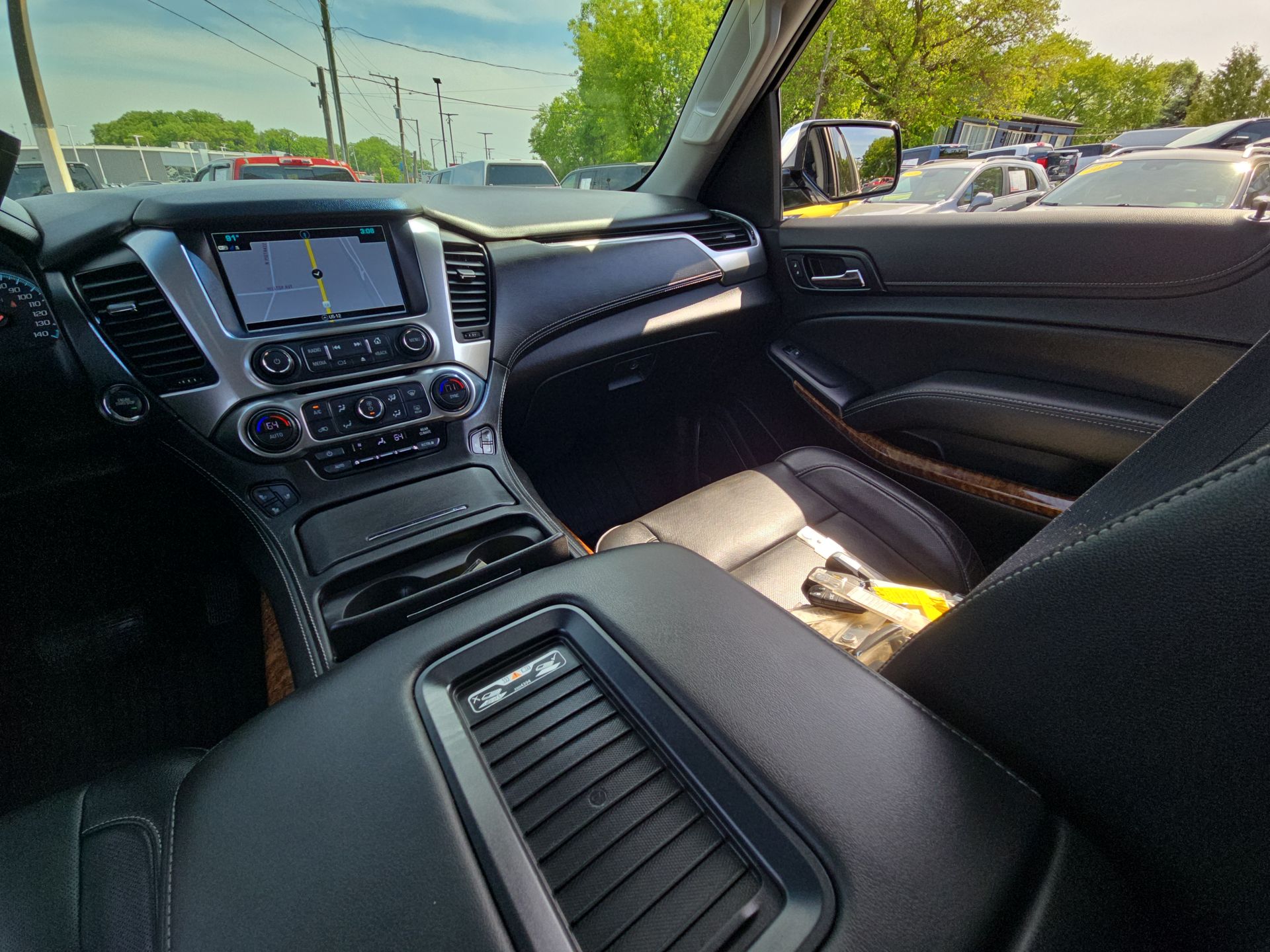 2019 Chevrolet Tahoe Premier - Photo 11