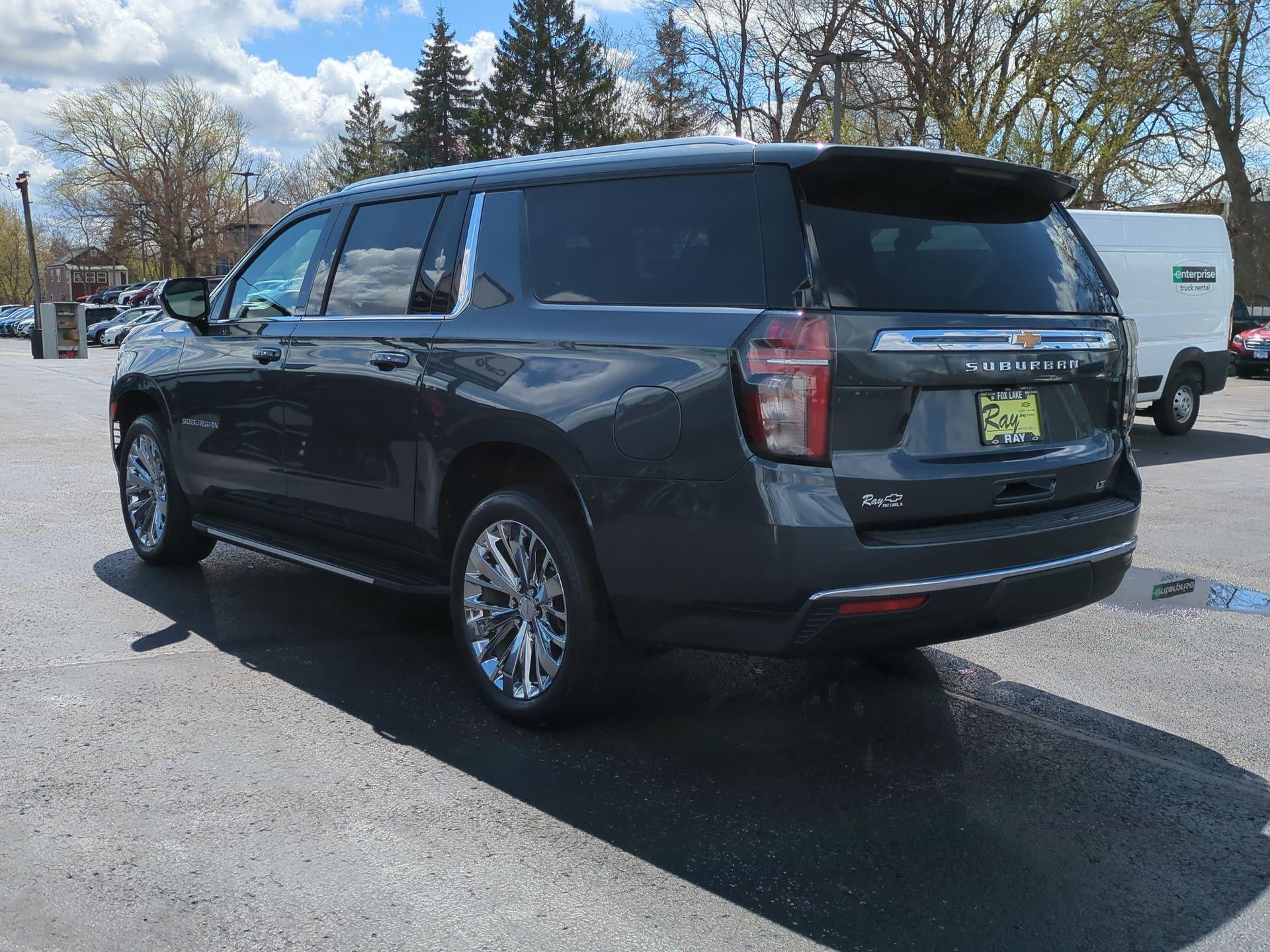 2021 Chevrolet Suburban LT
