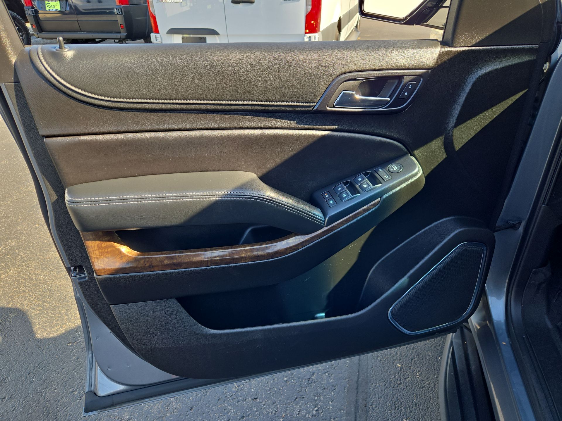 2020 Chevrolet Suburban LS