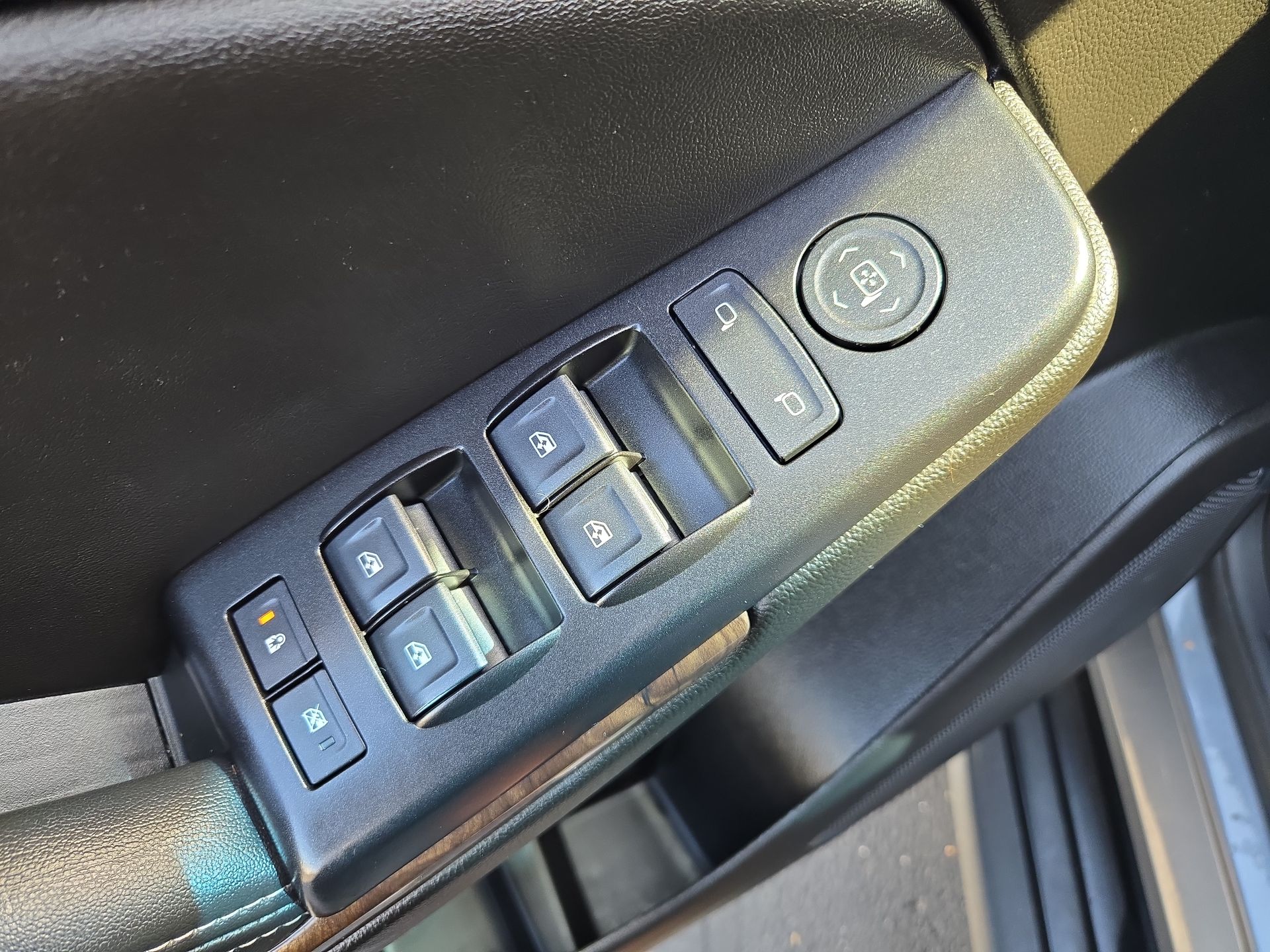 2020 Chevrolet Suburban LS