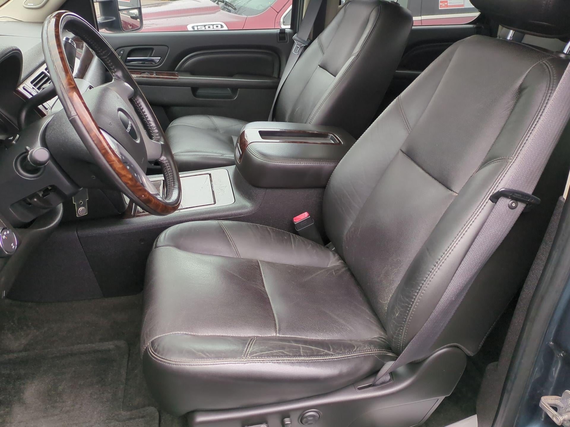 2011 GMC Sierra 2500 HD Denali