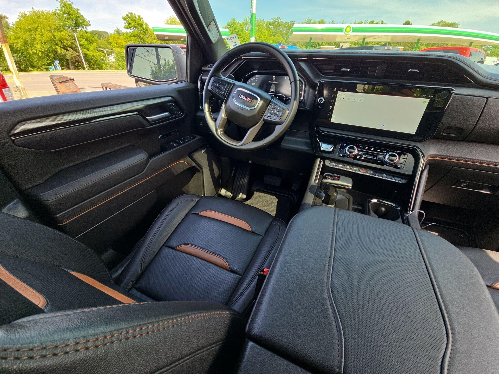 2025 GMC Sierra 1500 AT4