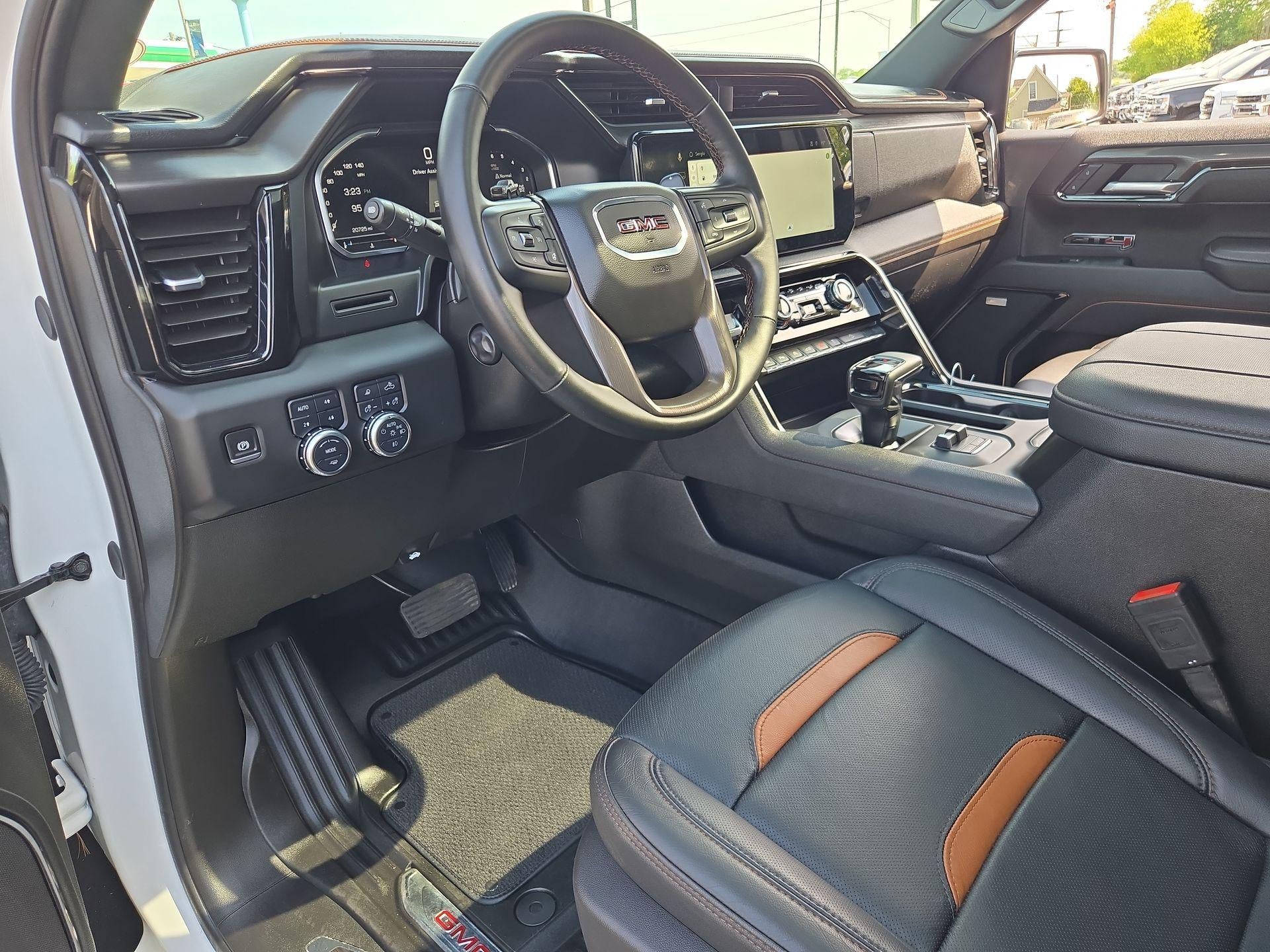 2025 GMC Sierra 1500 AT4