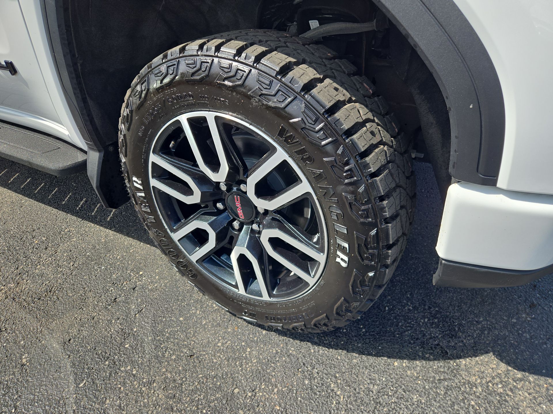 2025 GMC Sierra 1500 AT4