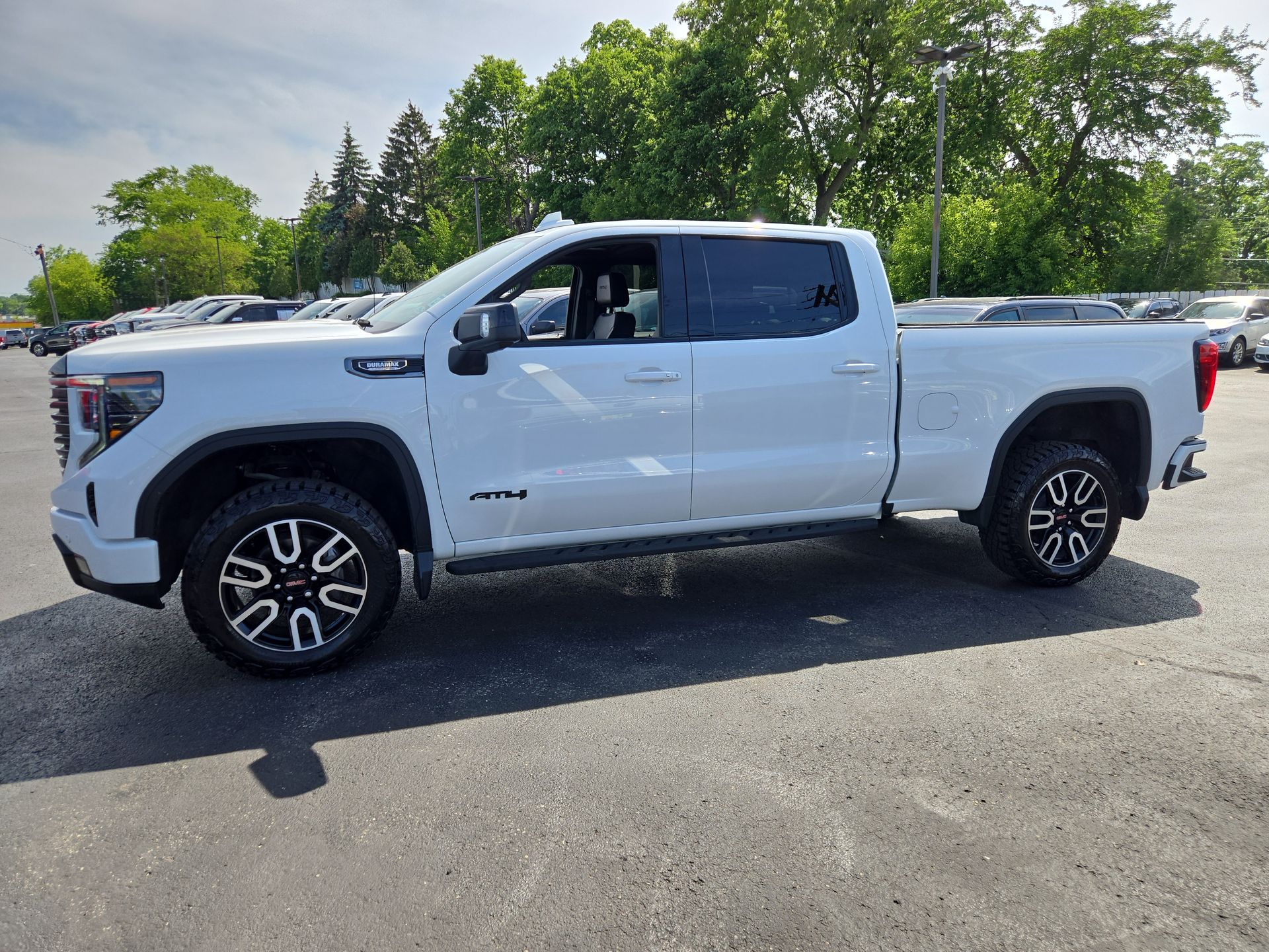 2025 GMC Sierra 1500 AT4