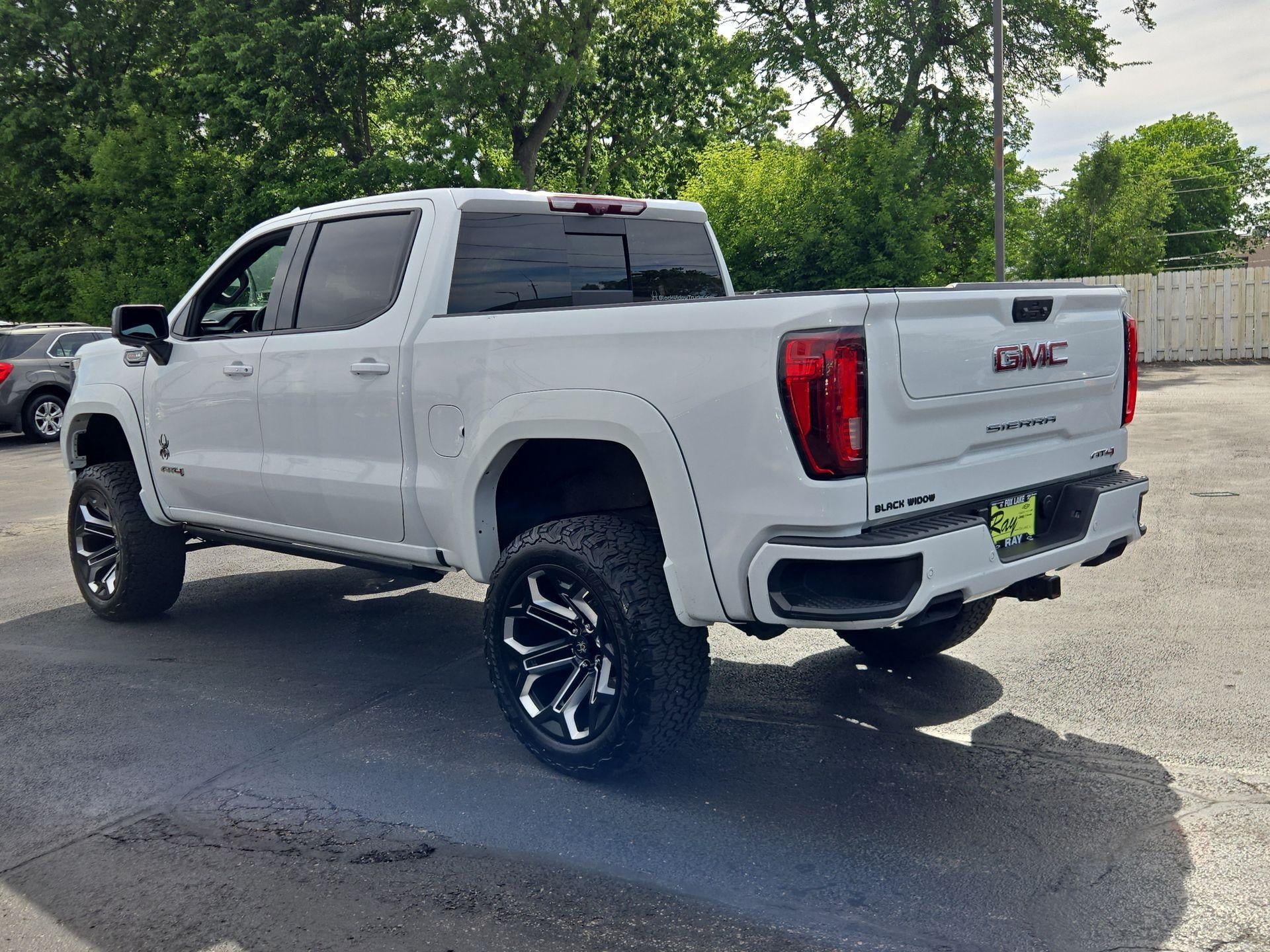 2024 GMC Sierra 1500 AT4