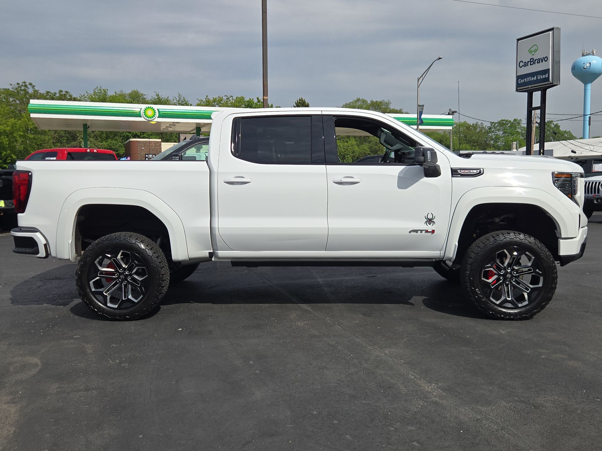 2024 GMC Sierra 1500 AT4