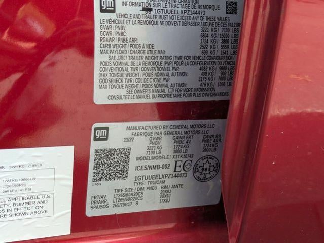2023 GMC Sierra 1500 AT4