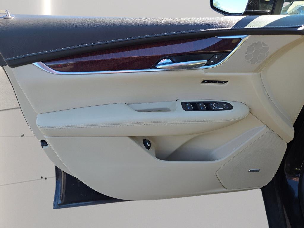 2018 Cadillac XT5 Luxury AWD
