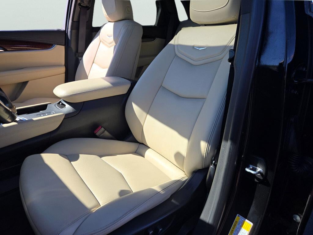 2018 Cadillac XT5 Luxury AWD
