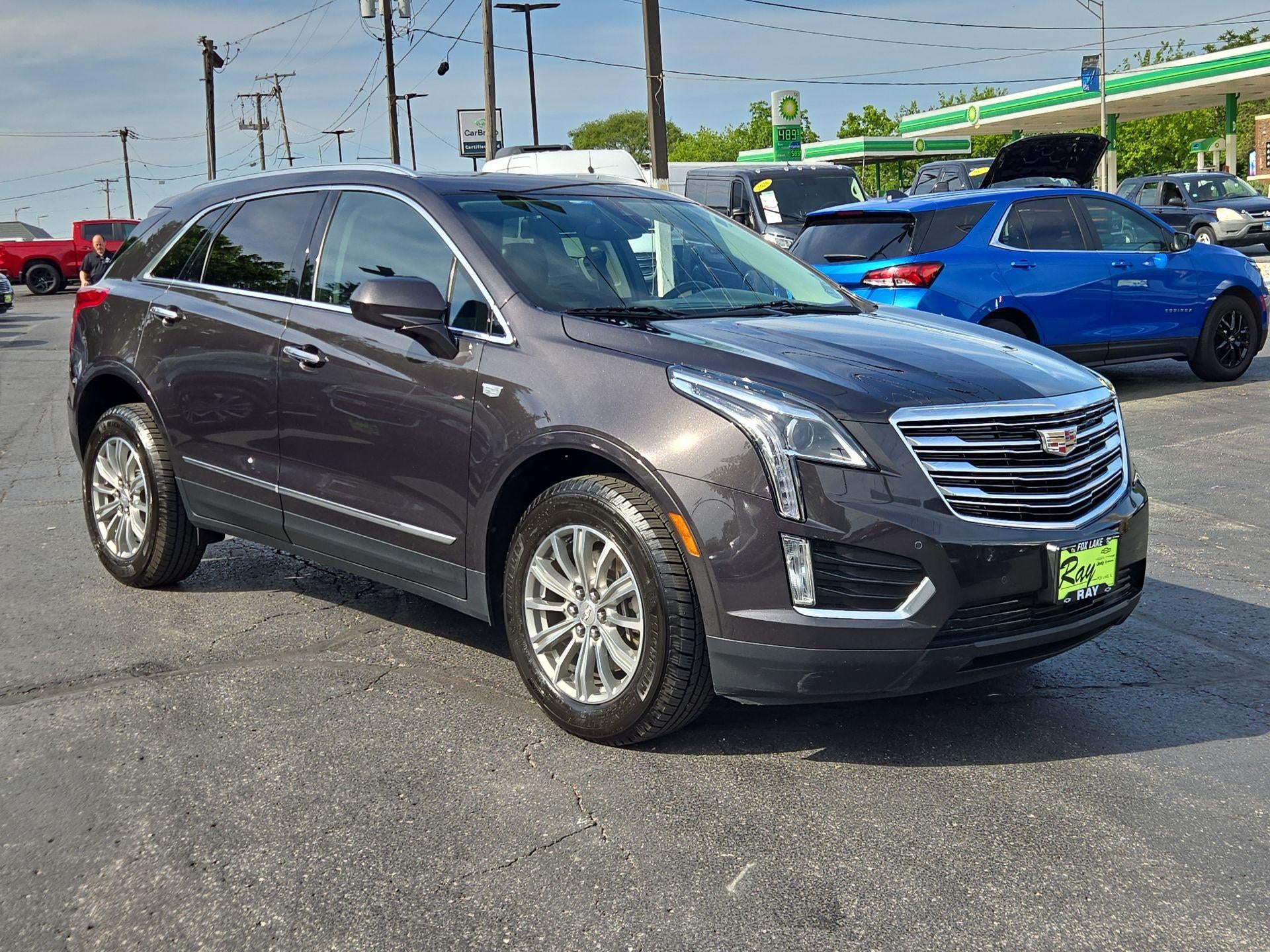 Used 2018 Cadillac XT5 Luxury with VIN 1GYKNDRS6JZ215203 for sale in Fox Lake, IL