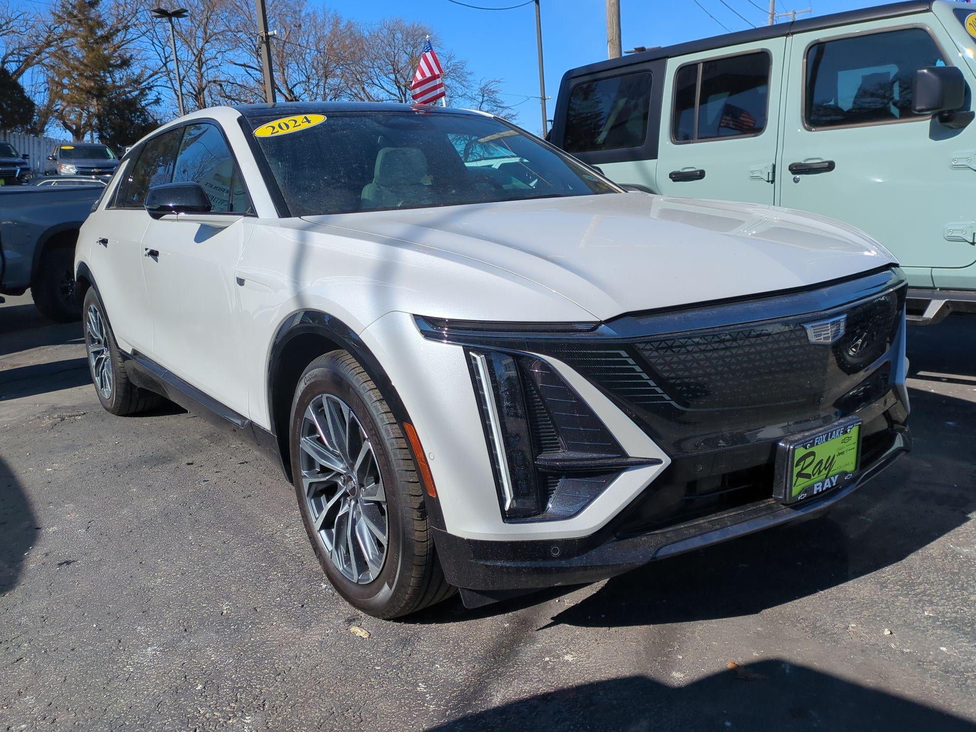 2024 Cadillac LYRIQ Sport 1