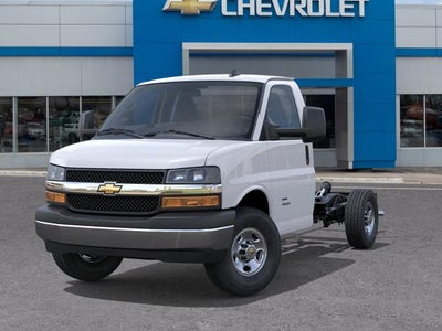 2026 Chevrolet Express Cutaway 3500 3500 Van 139"