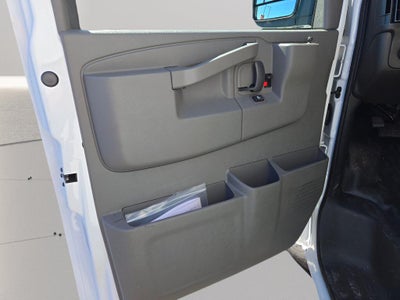 2026 Chevrolet Express Cutaway 3500 3500 Van 139"