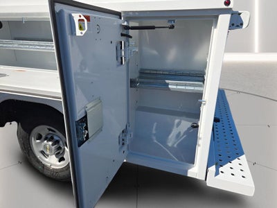 2026 Chevrolet Express Cutaway 3500 3500 Van 139"