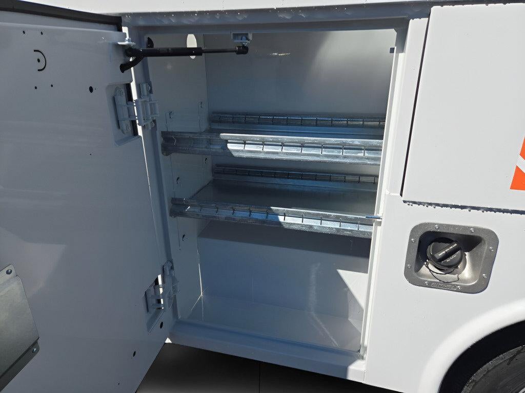 2026 Chevrolet Express Cutaway 3500 3500 Van 139"