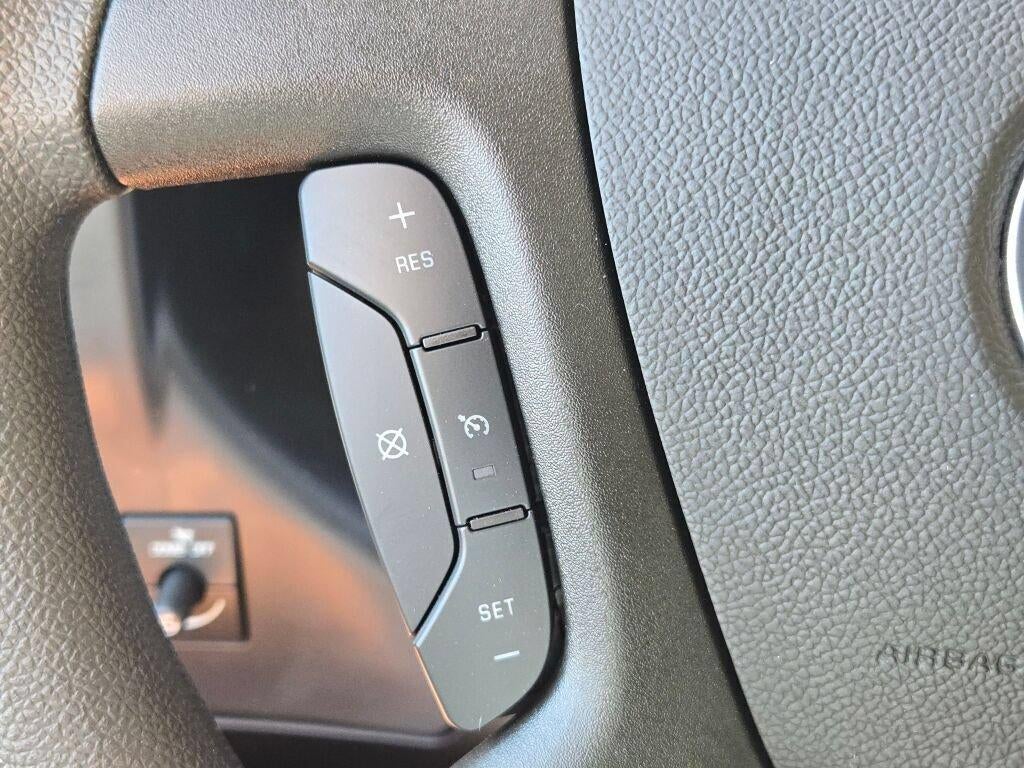 2026 Chevrolet Express Cutaway 3500 3500 Van 139"