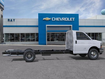 2026 Chevrolet Express Cutaway 3500 3500 Van 177"