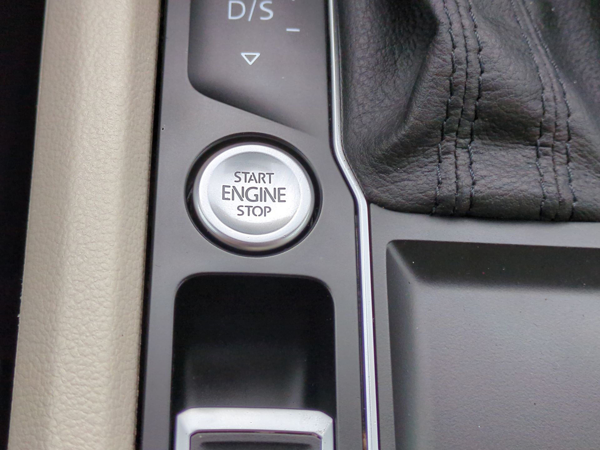 2018 Volkswagen Atlas 2.0T SE