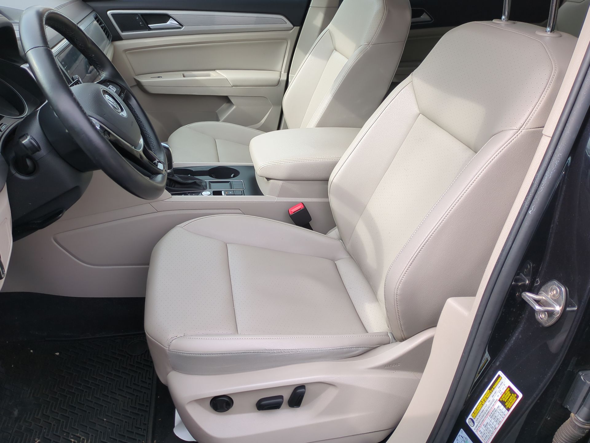 2018 Volkswagen Atlas 2.0T SE