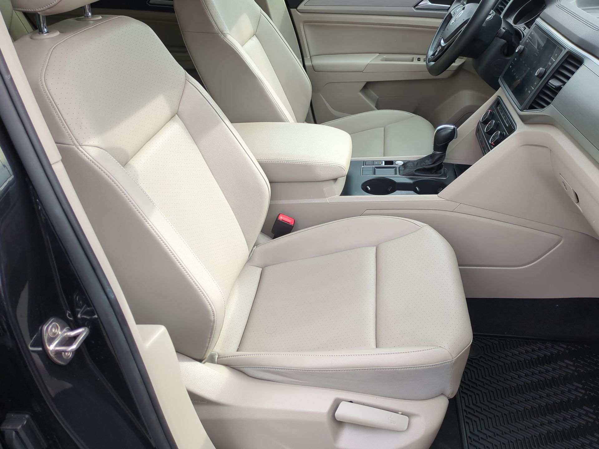 2018 Volkswagen Atlas 2.0T SE