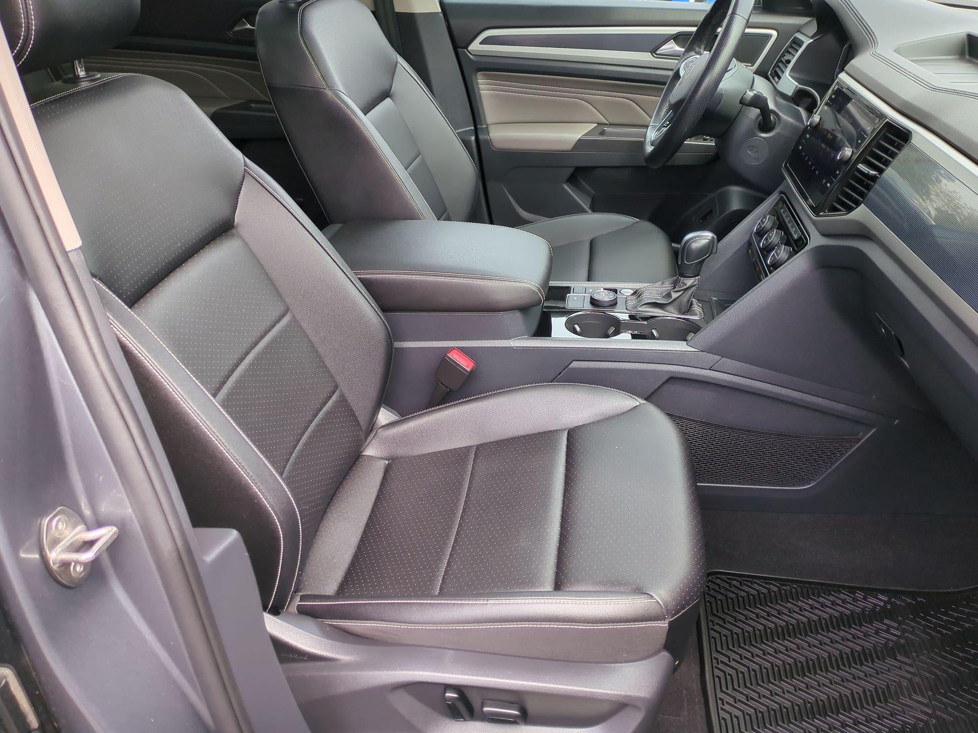 2023 Volkswagen Atlas 3.6L V6 SEL R-Line Black