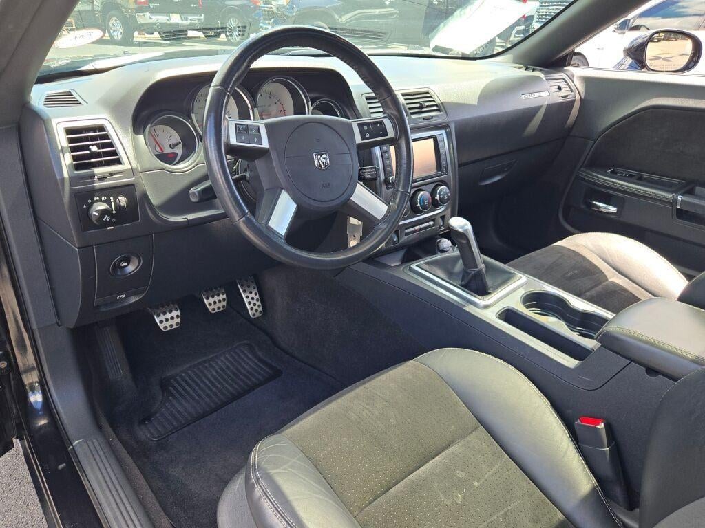 2010 Dodge Challenger SRT8