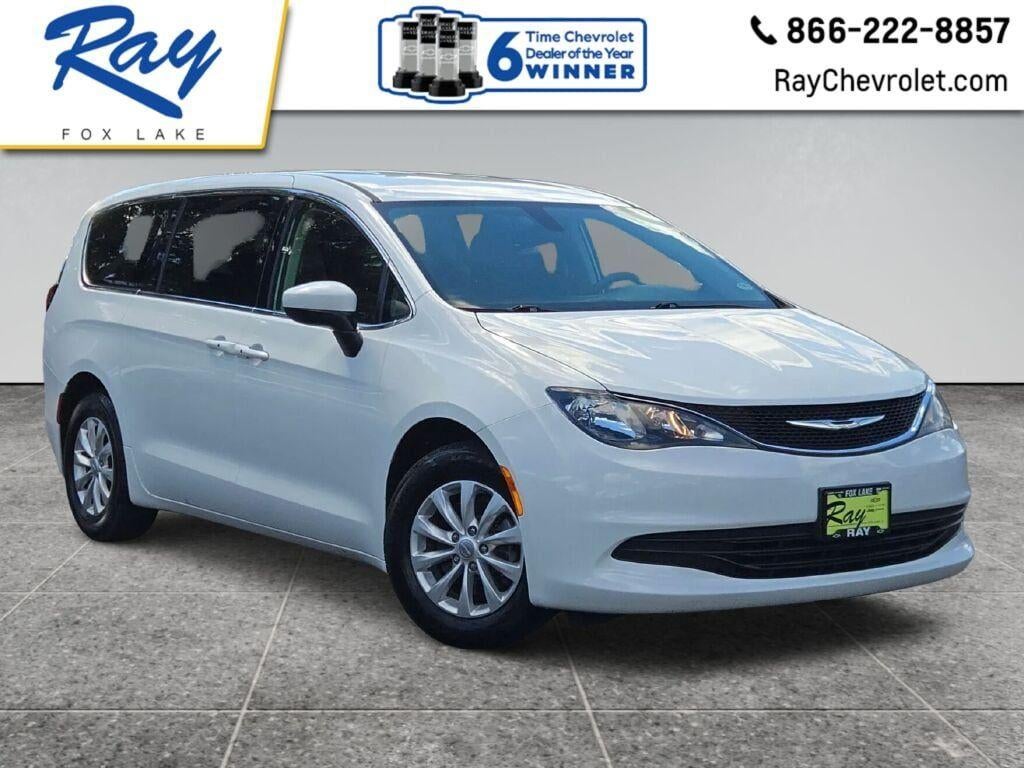 2017 Chrysler Pacifica Touring