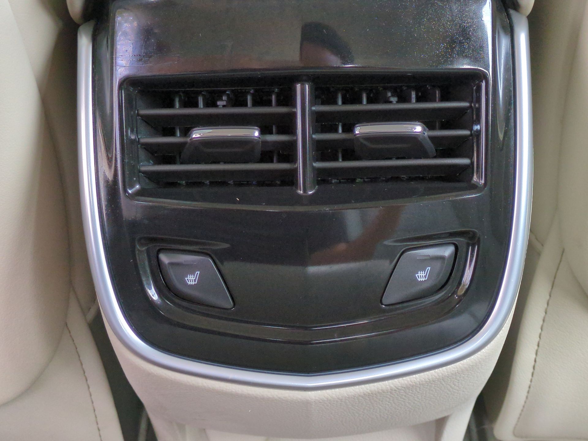 2016 Cadillac XTS Luxury Collection