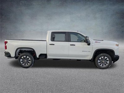 2026 Chevrolet Silverado 2500 HD Crew Cab Standard Box 4-Wheel Drive Custom