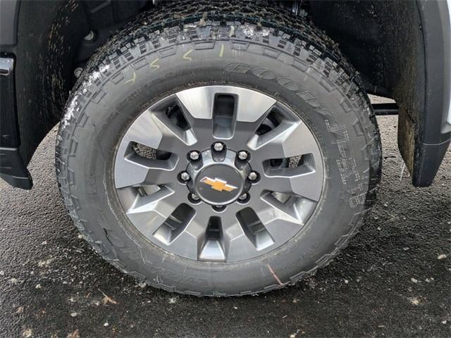 2026 Chevrolet Silverado 2500 HD Crew Cab Standard Box 4-Wheel Drive Custom