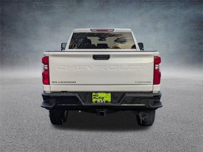 2026 Chevrolet Silverado 2500 HD Crew Cab Standard Box 4-Wheel Drive Custom