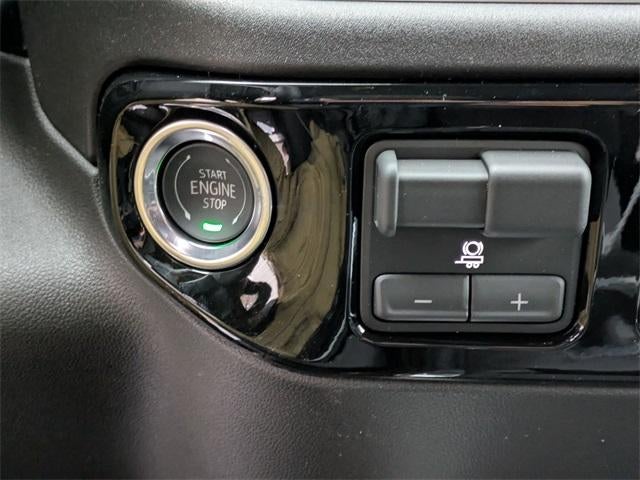 2026 Chevrolet Silverado 2500 HD Crew Cab Standard Box 4-Wheel Drive LT