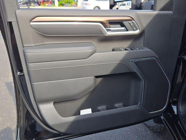 2026 Chevrolet Silverado 2500 HD Crew Cab Standard Box 4-Wheel Drive LT